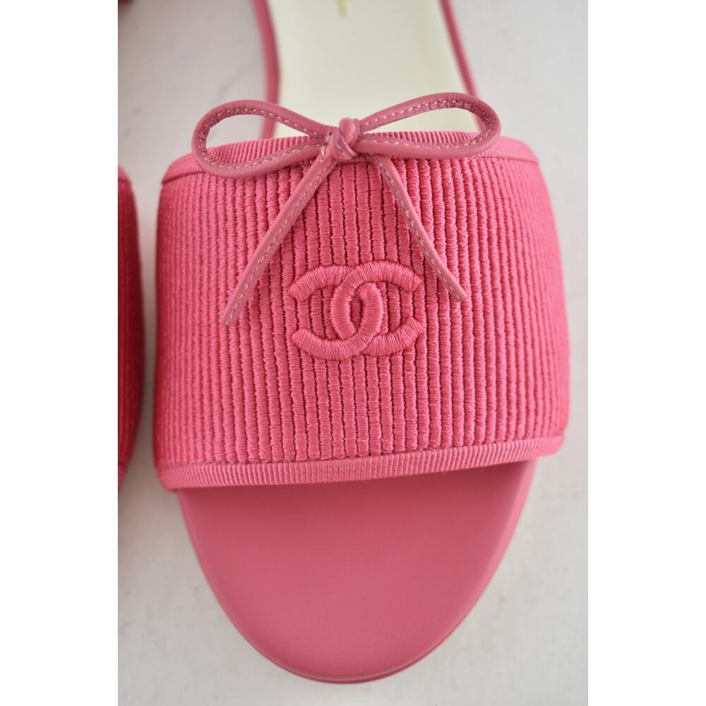 Chanel 24P Dark Pink Embroidered CC Logo Bow Tie Mule Slide Flat Sandal 40 - Picture 9 of 16